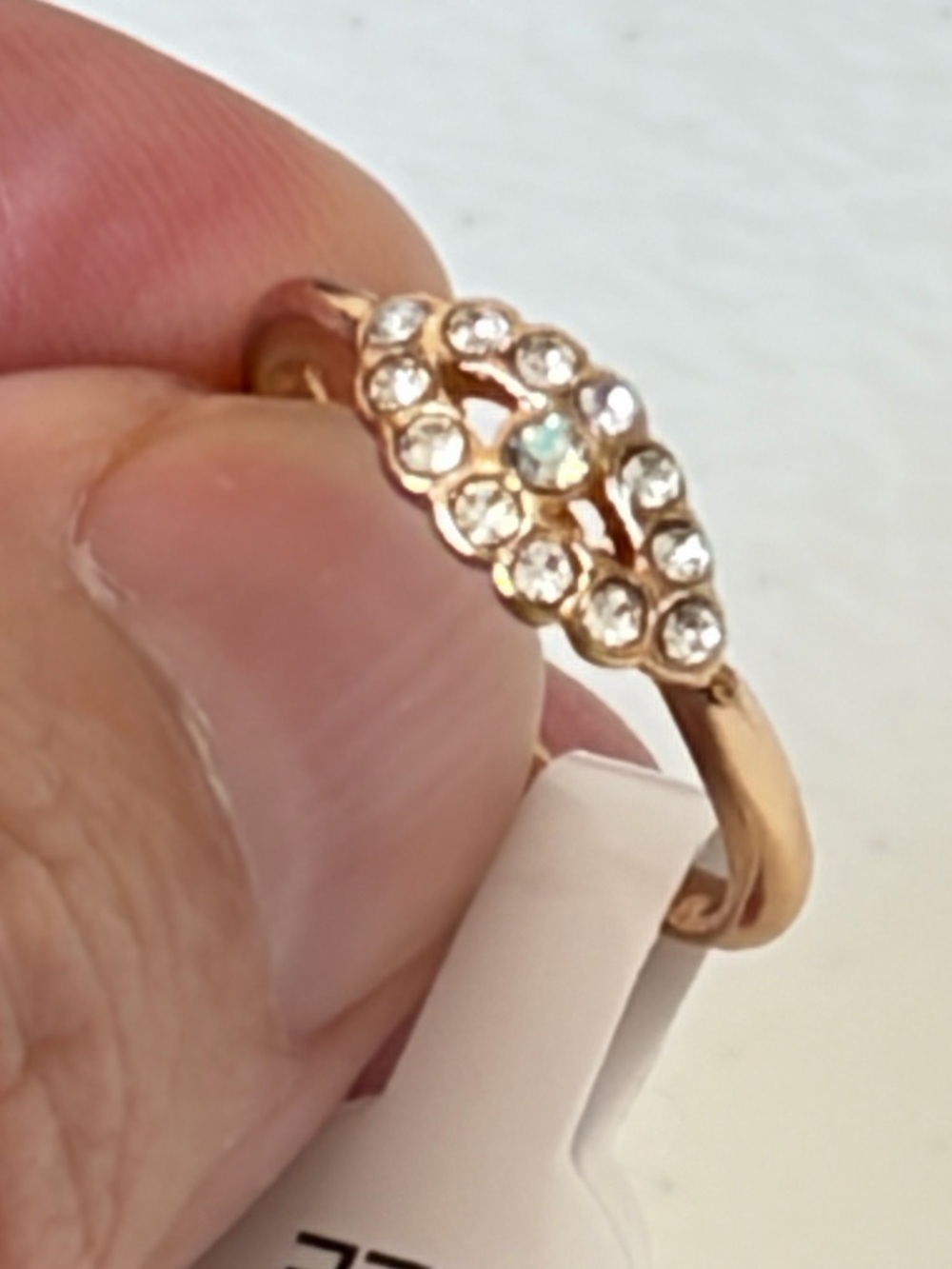 Elegant Gold and Silver Ring. - Picture 5 of 7